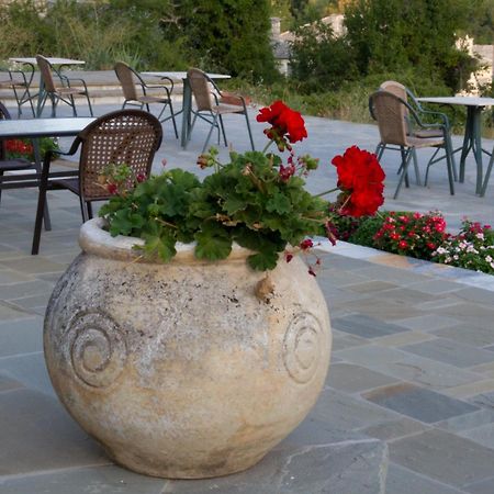 Hotel Monodendri Buitenkant foto